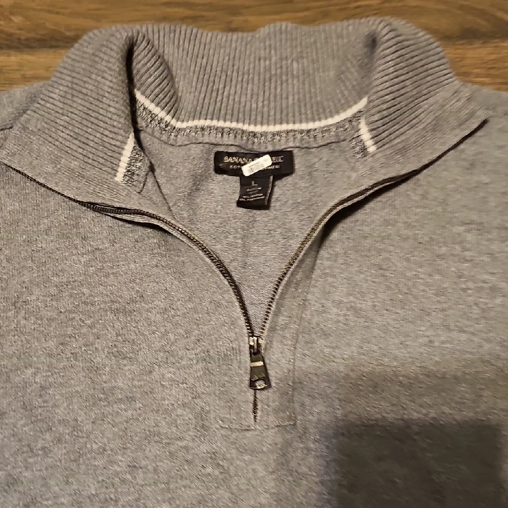 Banana Republic elegant gray